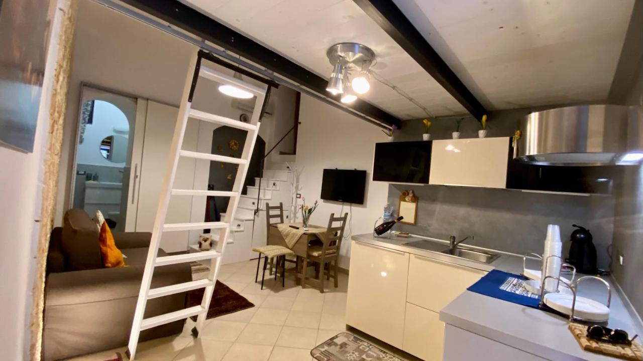 Zeus Charming Apartment Szirakúza Kültér fotó