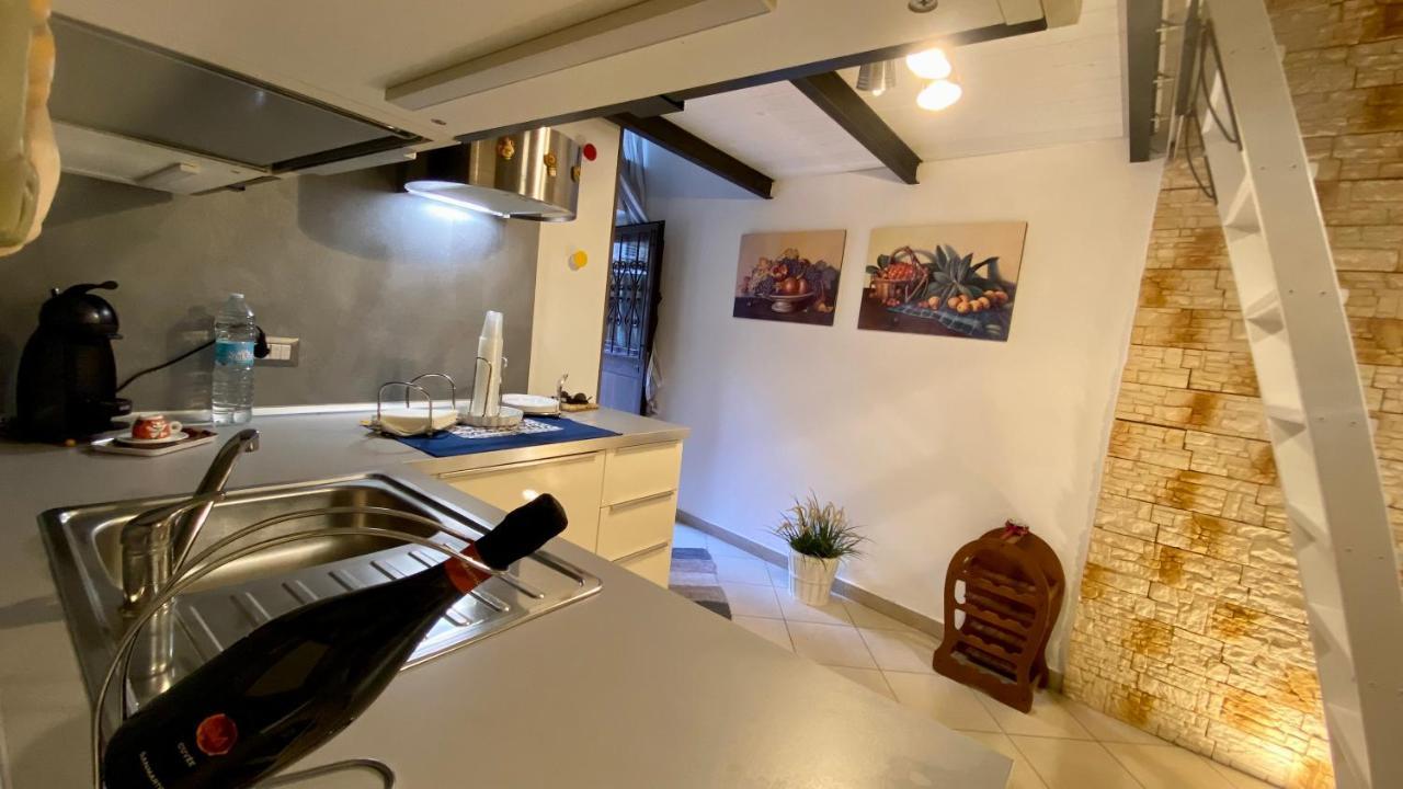 Zeus Charming Apartment Szirakúza Kültér fotó